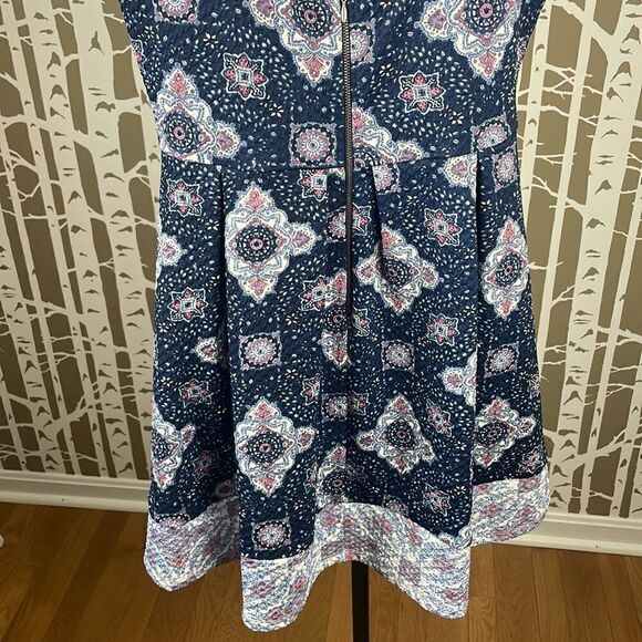 Rewind Textured High Neck Cut Out Fit & Flare Dress Blue Pink sz L - Picture 7 of 14